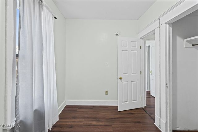 1047 Bridge Street, Schenectady, NY 12303