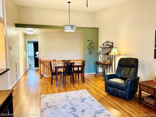 25447 Concord Lane 3, South Lyon, MI 48178