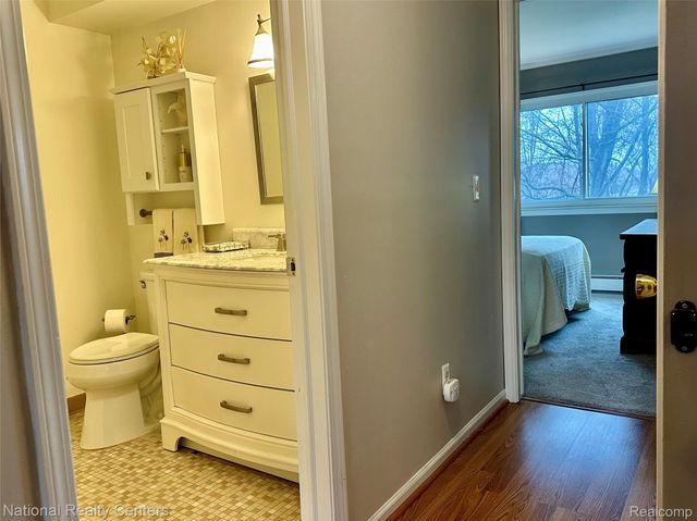 25447 Concord Lane 3, South Lyon, MI 48178