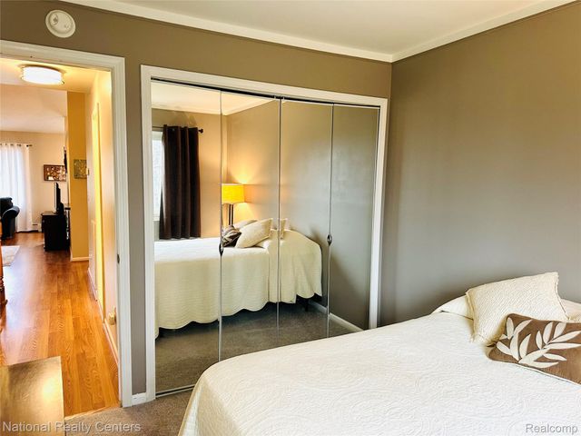 25447 Concord Lane 3, South Lyon, MI 48178