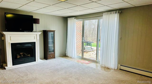 25447 Concord Lane 3, South Lyon, MI 48178