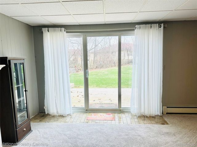 25447 Concord Lane 3, South Lyon, MI 48178