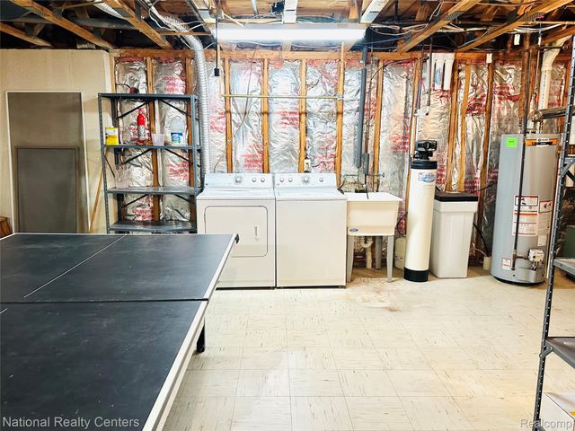 25447 Concord Lane 3, South Lyon, MI 48178