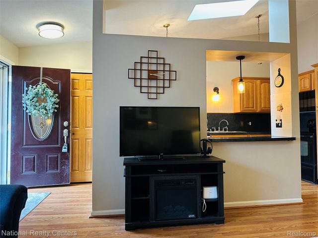 25447 Concord Lane 3, South Lyon, MI 48178