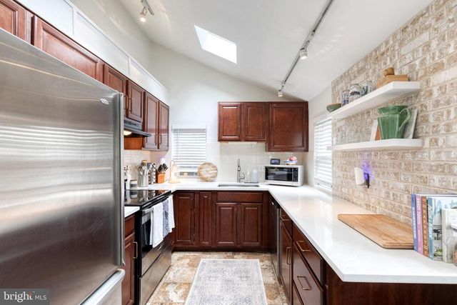 409 S WOLFE ST, Baltimore, MD 21231