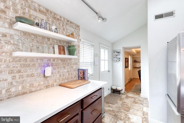 409 S WOLFE ST, Baltimore, MD 21231