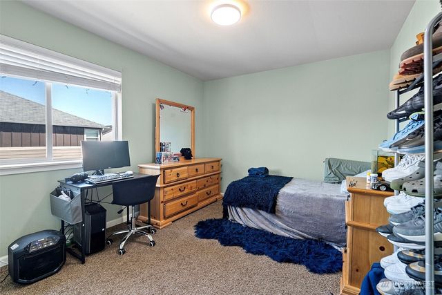 15369 Callie Avenue SE, Yelm, WA 98597