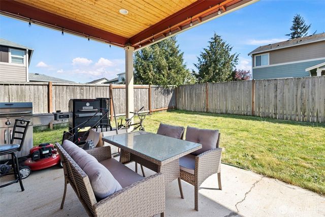 15369 Callie Avenue SE, Yelm, WA 98597