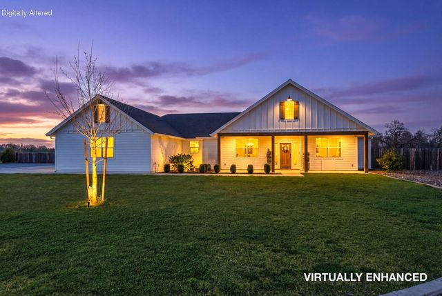 6685 Scenic Oak Court, Anderson, CA 96007