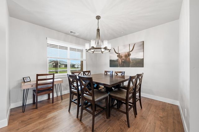 6685 Scenic Oak Court, Anderson, CA 96007