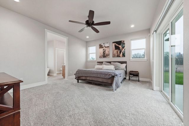 6685 Scenic Oak Court, Anderson, CA 96007