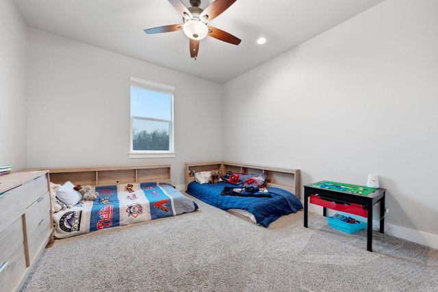 6685 Scenic Oak Court, Anderson, CA 96007