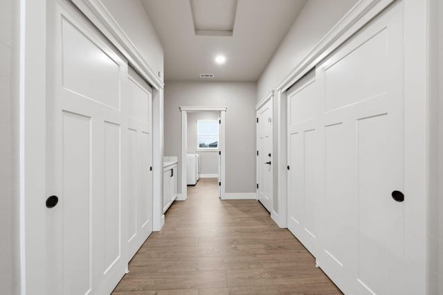 6685 Scenic Oak Court, Anderson, CA 96007