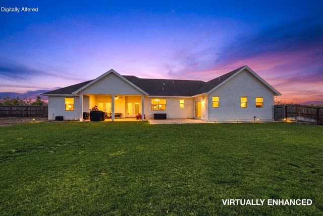 6685 Scenic Oak Court, Anderson, CA 96007