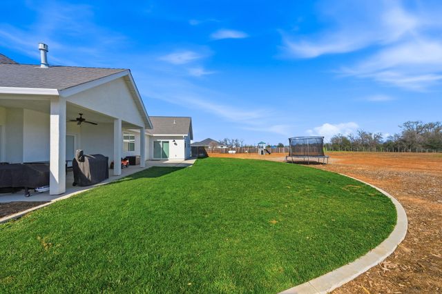 6685 Scenic Oak Court, Anderson, CA 96007