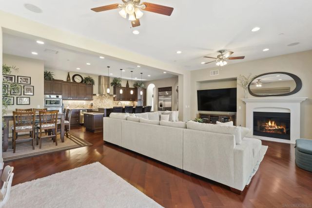 9572 Welk View Dr, Escondido, CA 92026
