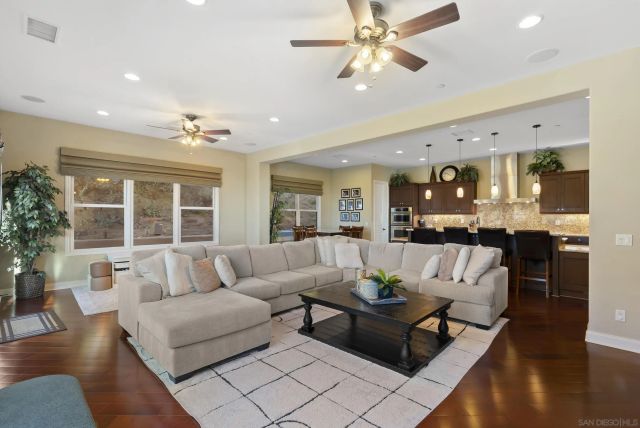 9572 Welk View Dr, Escondido, CA 92026