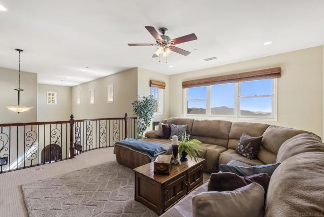 9572 Welk View Dr, Escondido, CA 92026