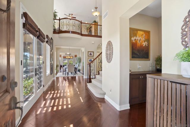 9572 Welk View Dr, Escondido, CA 92026