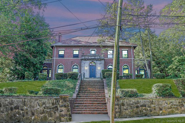 12 Silver Lake Road, Staten Island, NY 10301