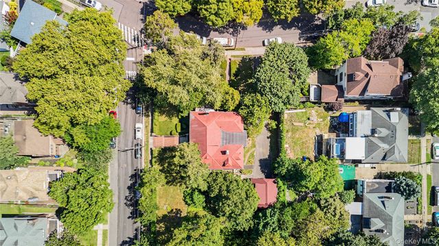 12 Silver Lake Road, Staten Island, NY 10301