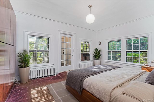 12 Silver Lake Road, Staten Island, NY 10301