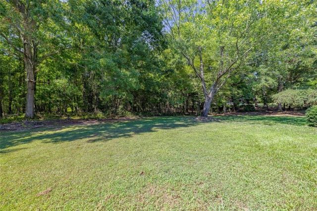 2821 Hog Mountain Road, Jefferson, GA 30549