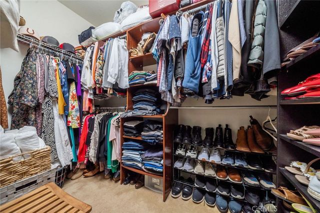 11369 Brookglen Court, Riverside, CA 92505