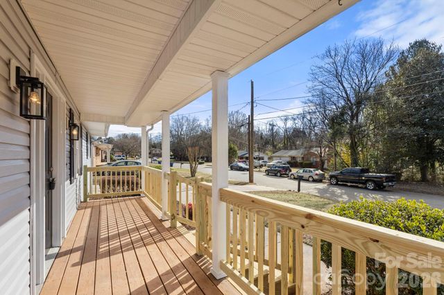 322 Holland Circle, Statesville, NC 28677