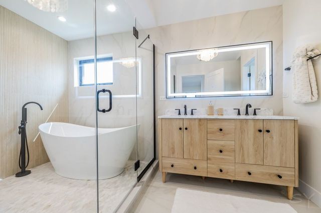 2247 S 6th Avenue, North Riverside, IL 60546