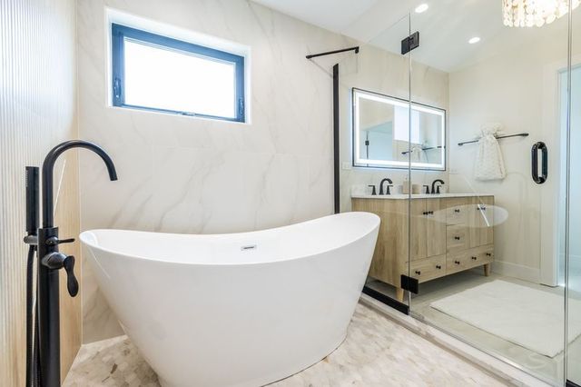 2247 S 6th Avenue, North Riverside, IL 60546