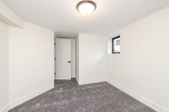 2247 S 6th Avenue, North Riverside, IL 60546