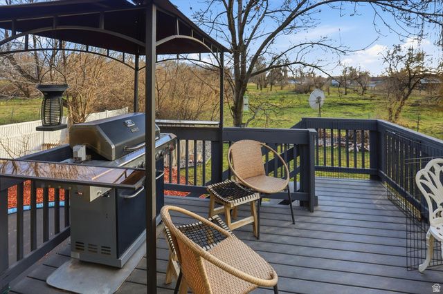 1211 W 1300 S, Woods Cross, UT 84087