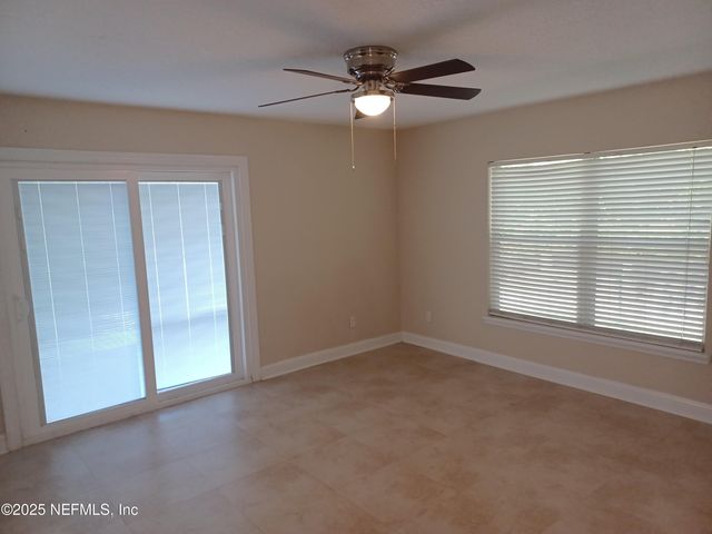 4463 ECTON Lane E, Jacksonville, FL 32246