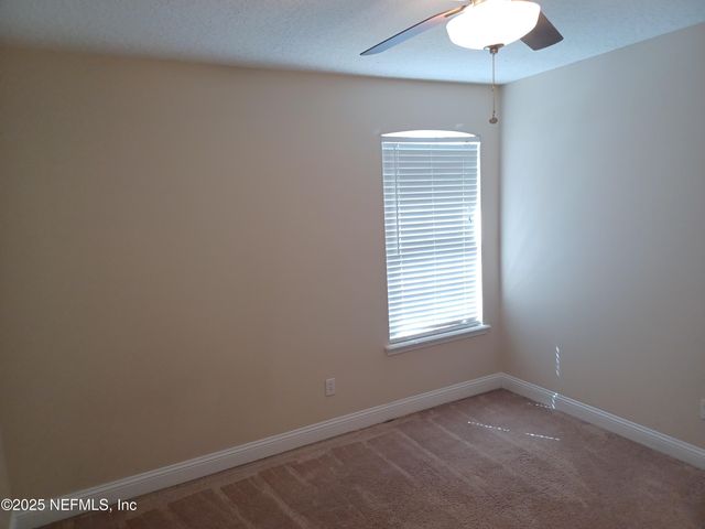 4463 ECTON Lane E, Jacksonville, FL 32246