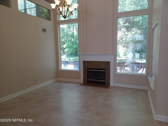 4463 ECTON Lane E, Jacksonville, FL 32246