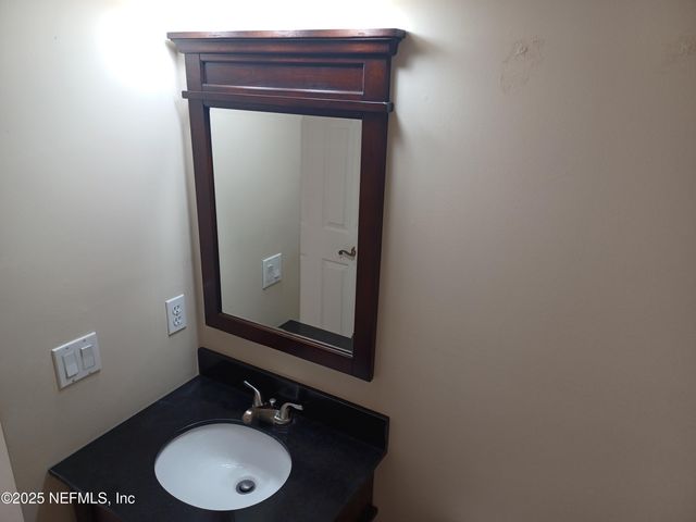 4463 ECTON Lane E, Jacksonville, FL 32246