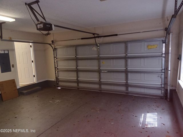 4463 ECTON Lane E, Jacksonville, FL 32246