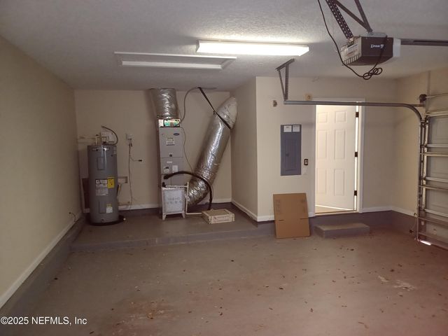 4463 ECTON Lane E, Jacksonville, FL 32246