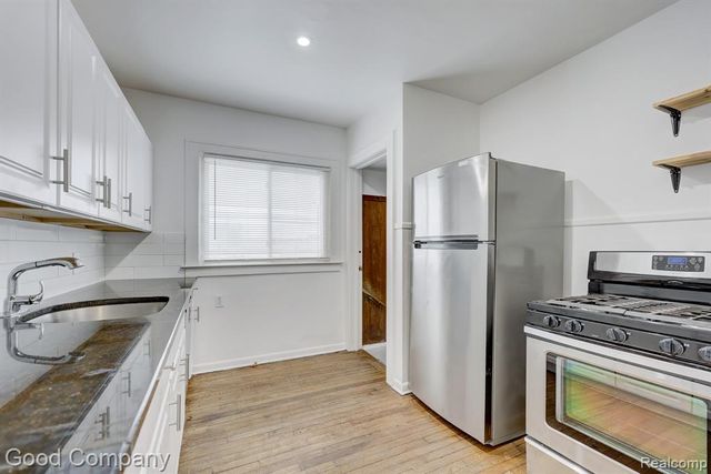 168 W Bennett Avenue, Ferndale, MI 48220