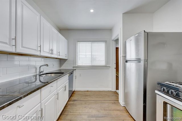 168 W Bennett Avenue, Ferndale, MI 48220