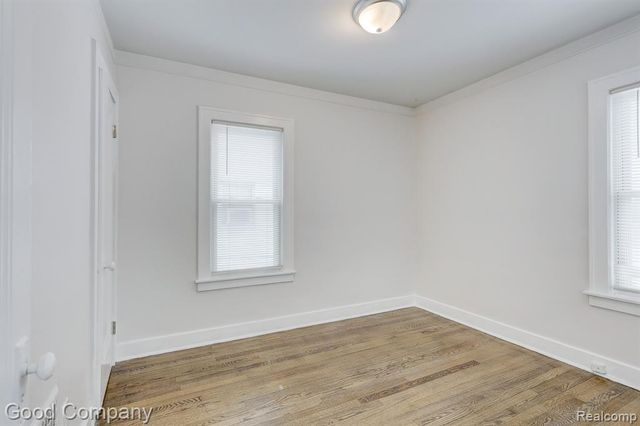 168 W Bennett Avenue, Ferndale, MI 48220