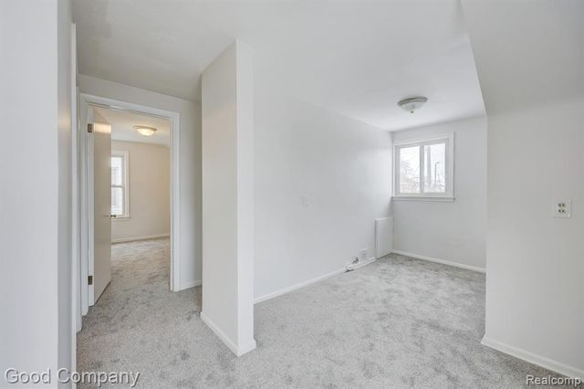 168 W Bennett Avenue, Ferndale, MI 48220