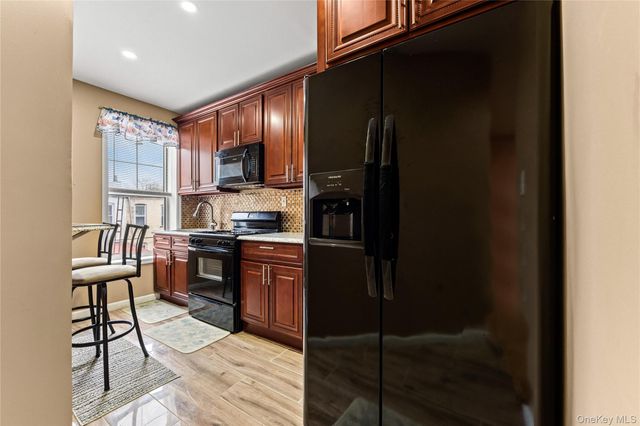 461 Miller Avenue, Brooklyn, NY 11207