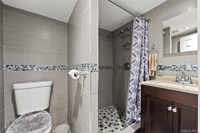 461 Miller Avenue, Brooklyn, NY 11207