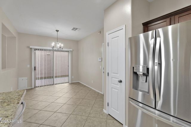 6813 S 7TH Lane, Phoenix, AZ 85041