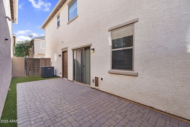 6813 S 7TH Lane, Phoenix, AZ 85041