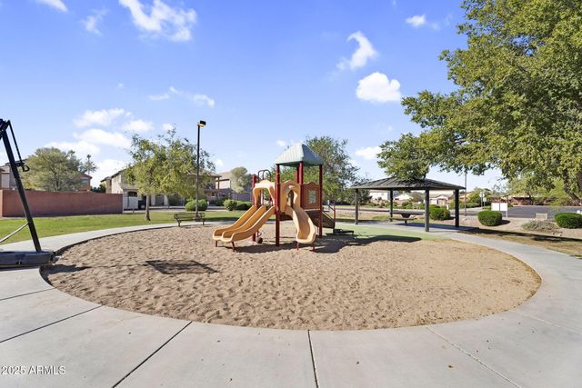 6813 S 7TH Lane, Phoenix, AZ 85041