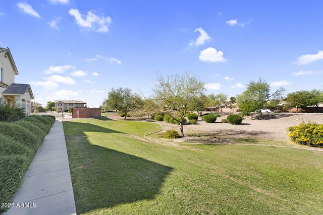 6813 S 7TH Lane, Phoenix, AZ 85041