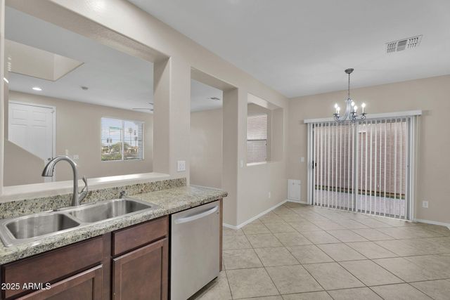 6813 S 7TH Lane, Phoenix, AZ 85041